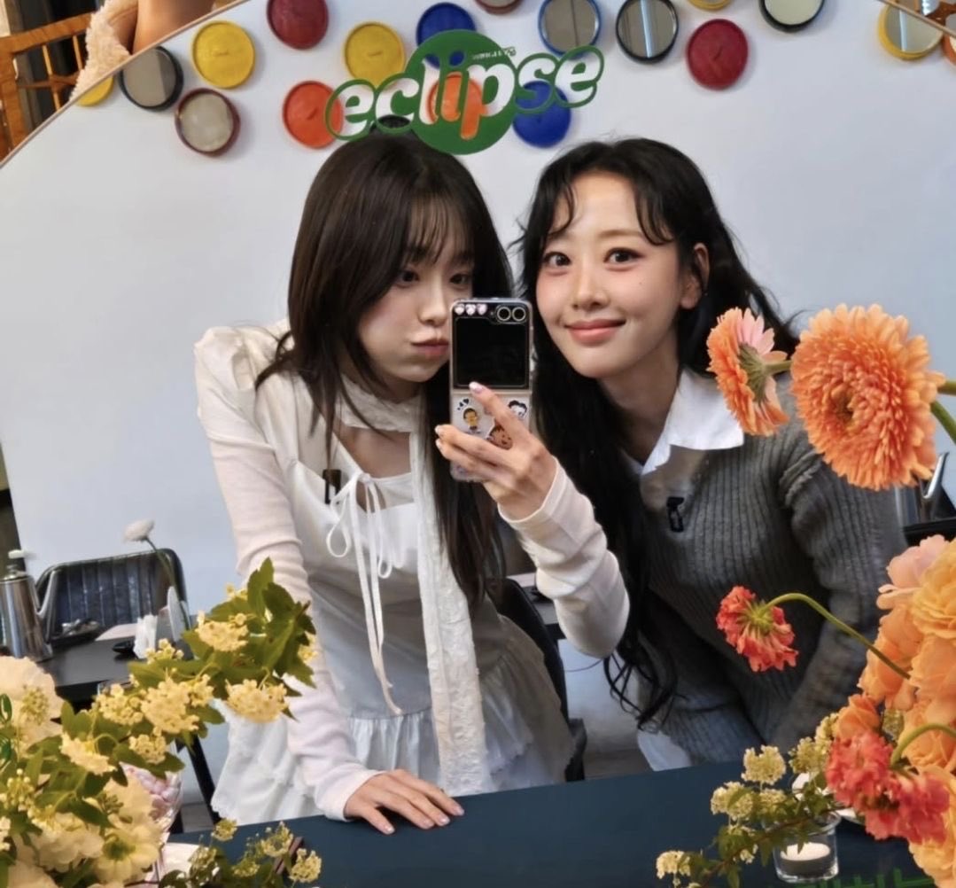 bisexual hoop earrings seokminᢉ𐭩 tweet media