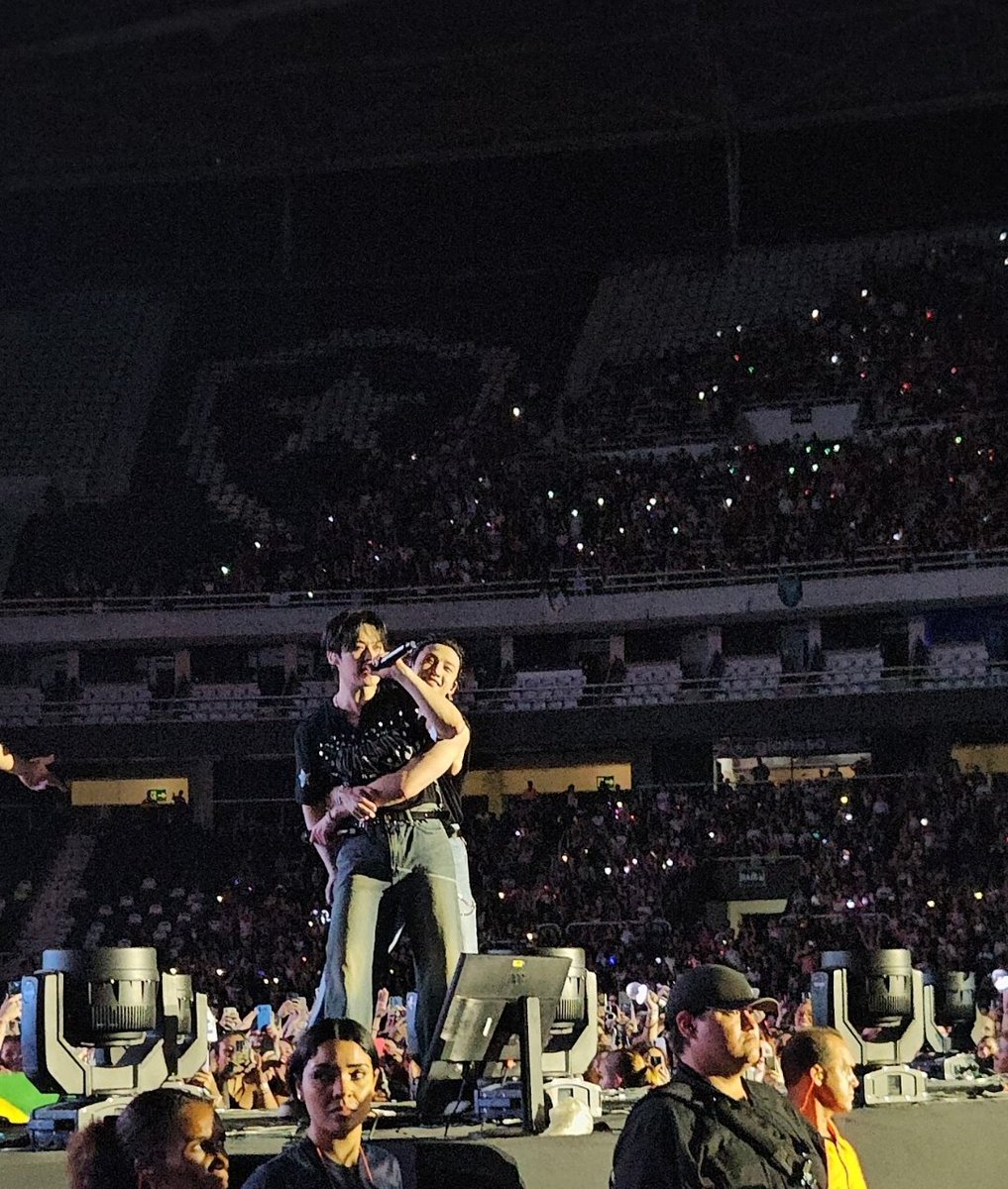 elisa biboita ☆ vai ver o skz tweet media