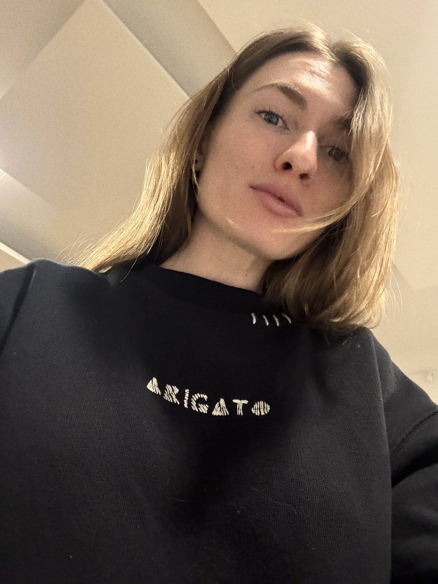 юхта я tweet media