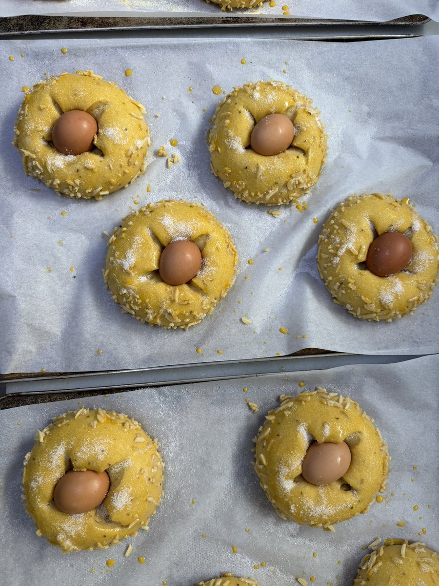 Panes Creativos tweet media