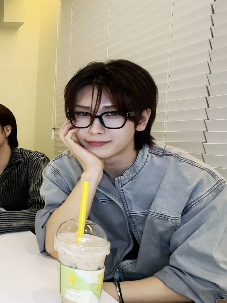 8️⃣7️⃣ tweet media