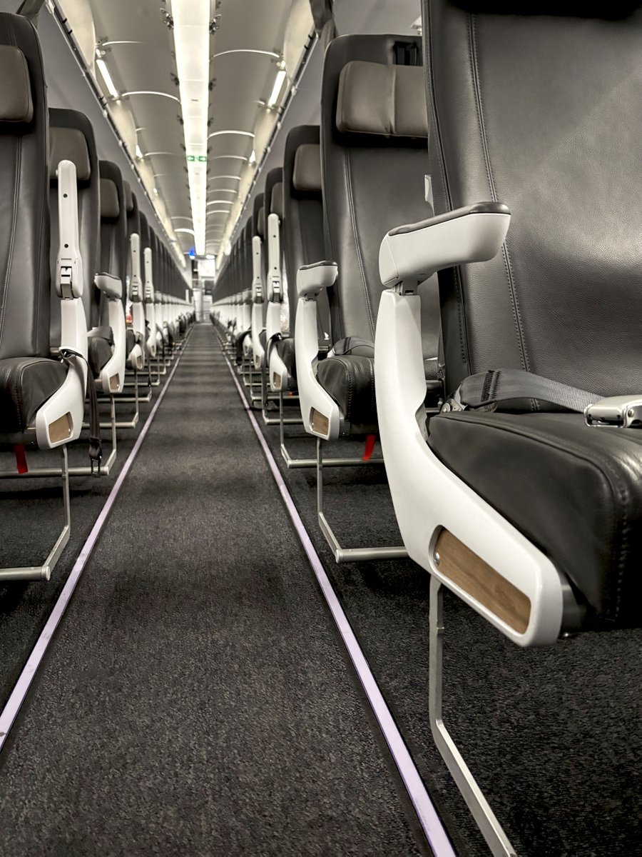 RECARO Aircraft Seating tweet media