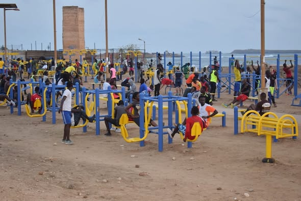 geovisiosn's tweet photo. Avis au public : Réalisations du Parcours sportif de l'amitiè sino-sènègalaise.
#JOJDakar2026
#RTMD
#Villededakar https://t.co/xofvJ8rxve