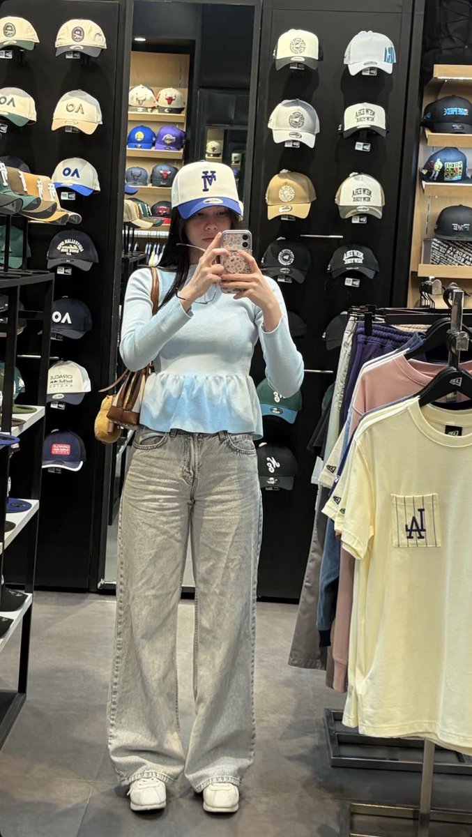 lalahpo แอ็คล็อคทัก tweet media