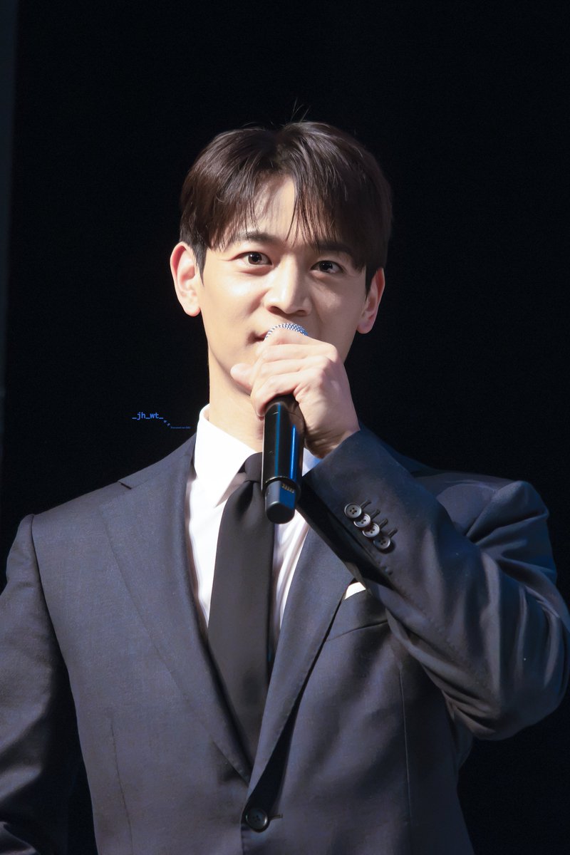 정하⛧ tweet media