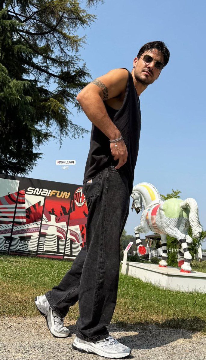 LeSpolverine tweet media