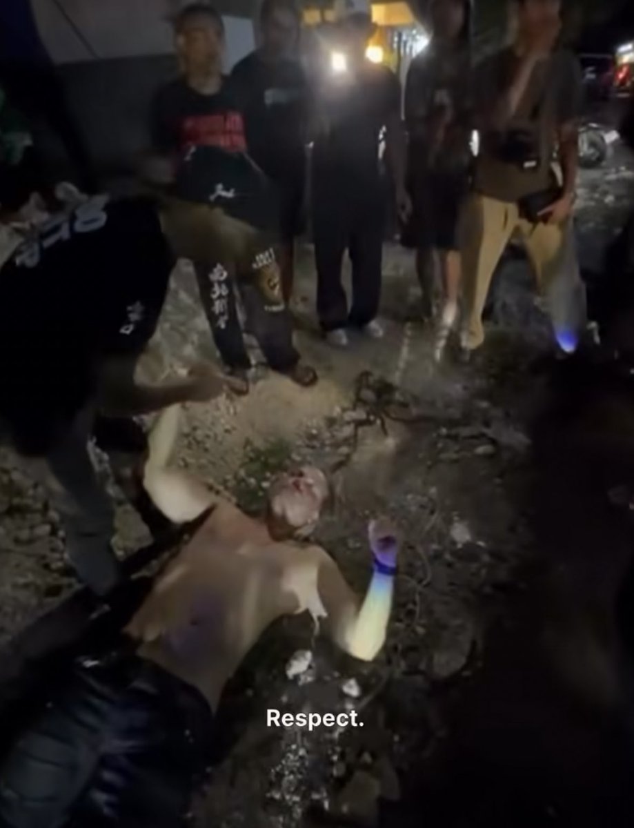 folkative tweet media