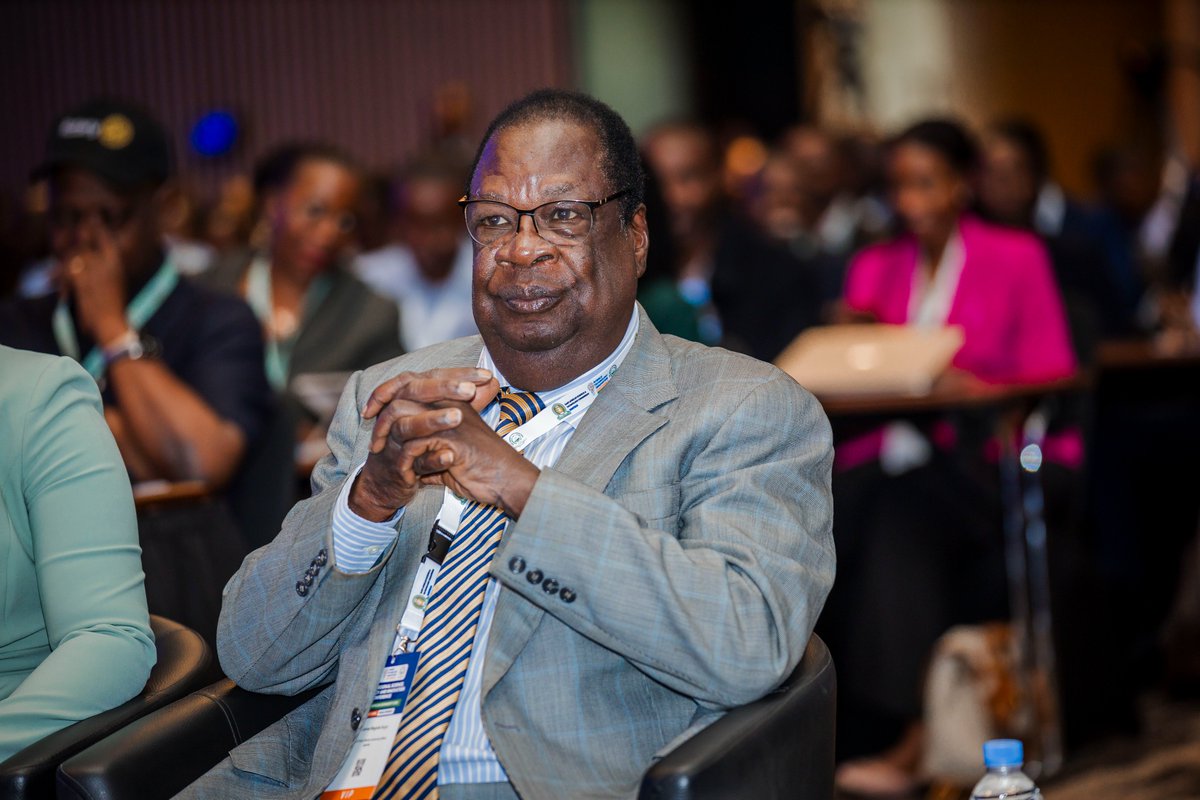 EAC_STI's tweet image. #AI4EAC

🗣️"Let this conference be a turning point. From dialogue to decisive action. Together, we can harness artificial intelligence to build #EastAfrica that is #resilient, #inclusive, and #innovative, and one that leaves no one behind."

🇺🇬Uganda's State Minister of East