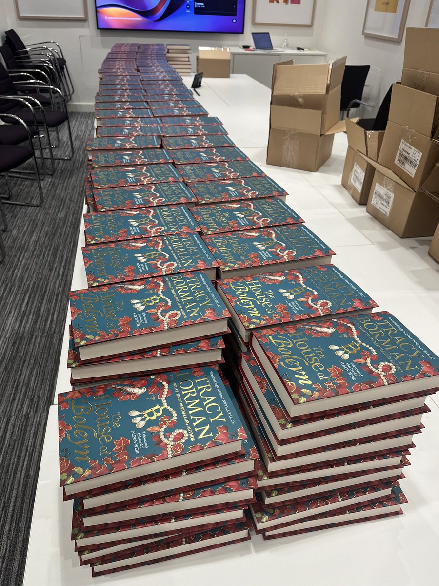 Tracy Borman OBE tweet media