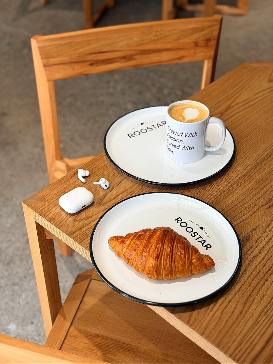 همایونی tweet media