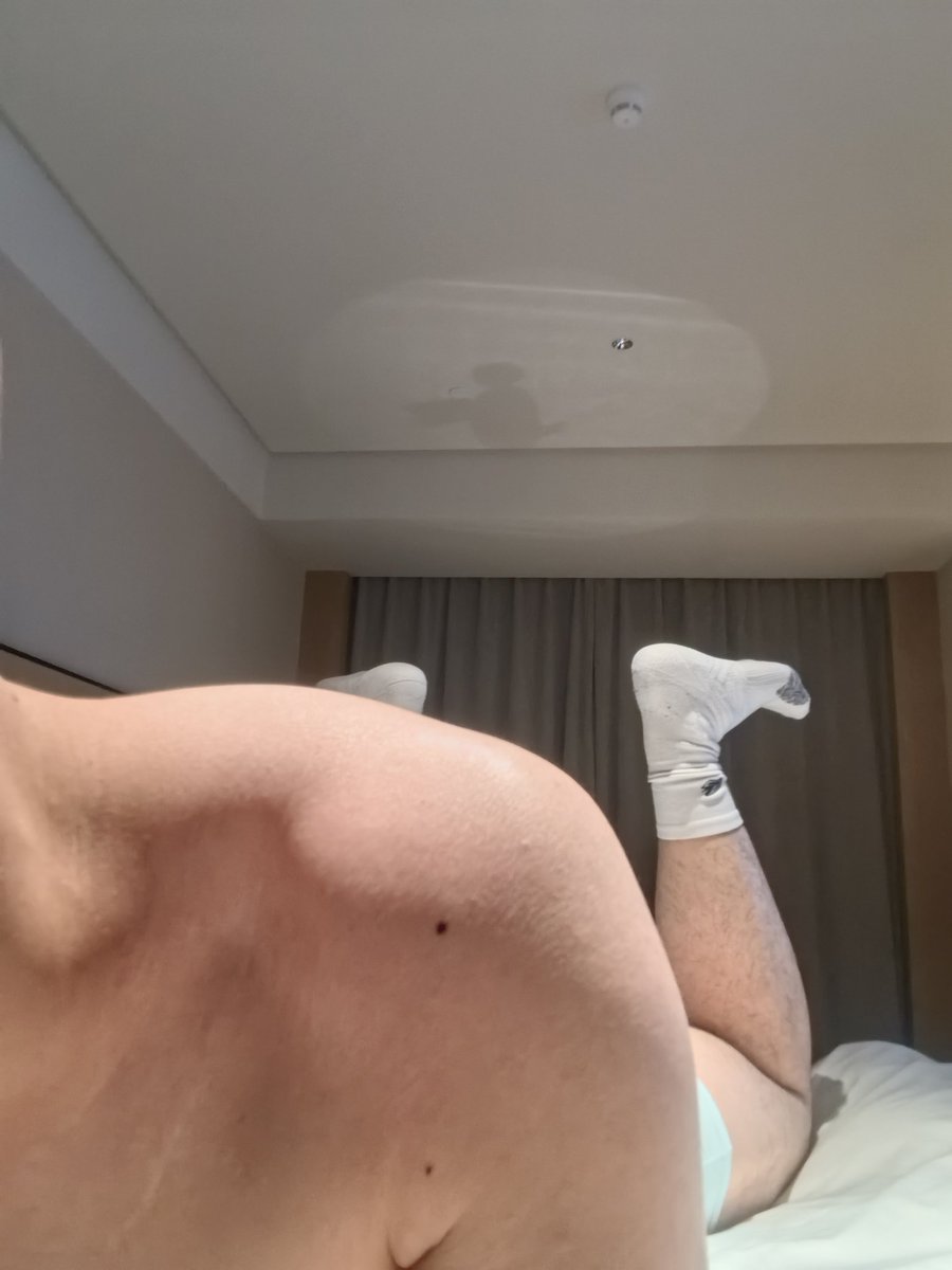 plane_tjee's tweet photo. 放纵一下🥵 https://t.co/OGrzEctz8n