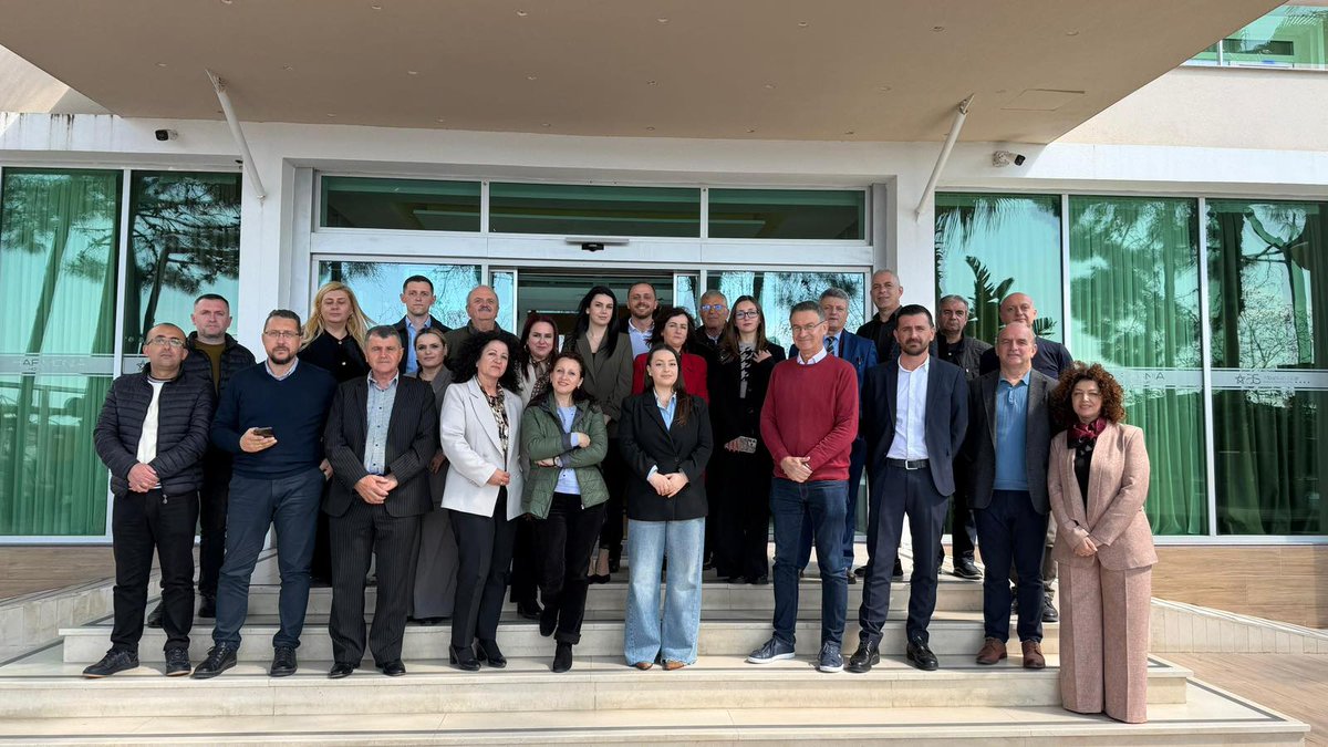SwgRrd's tweet photo. Workshop in Durrës on integrating climate adaptation into agricultural policy.
Focus: strategic goals &amp; concrete measures to boost climate resilience in agriculture 🌱
@BMZ_Bund 
#RegionalClimatePartnership #GreenAgenda #WesternBalkans #Agriculture #ClimateAdaptation https://t.co/qyuJZjZQia