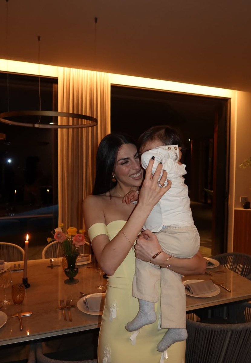 TULIPANONERO🖤🖇️ tweet media