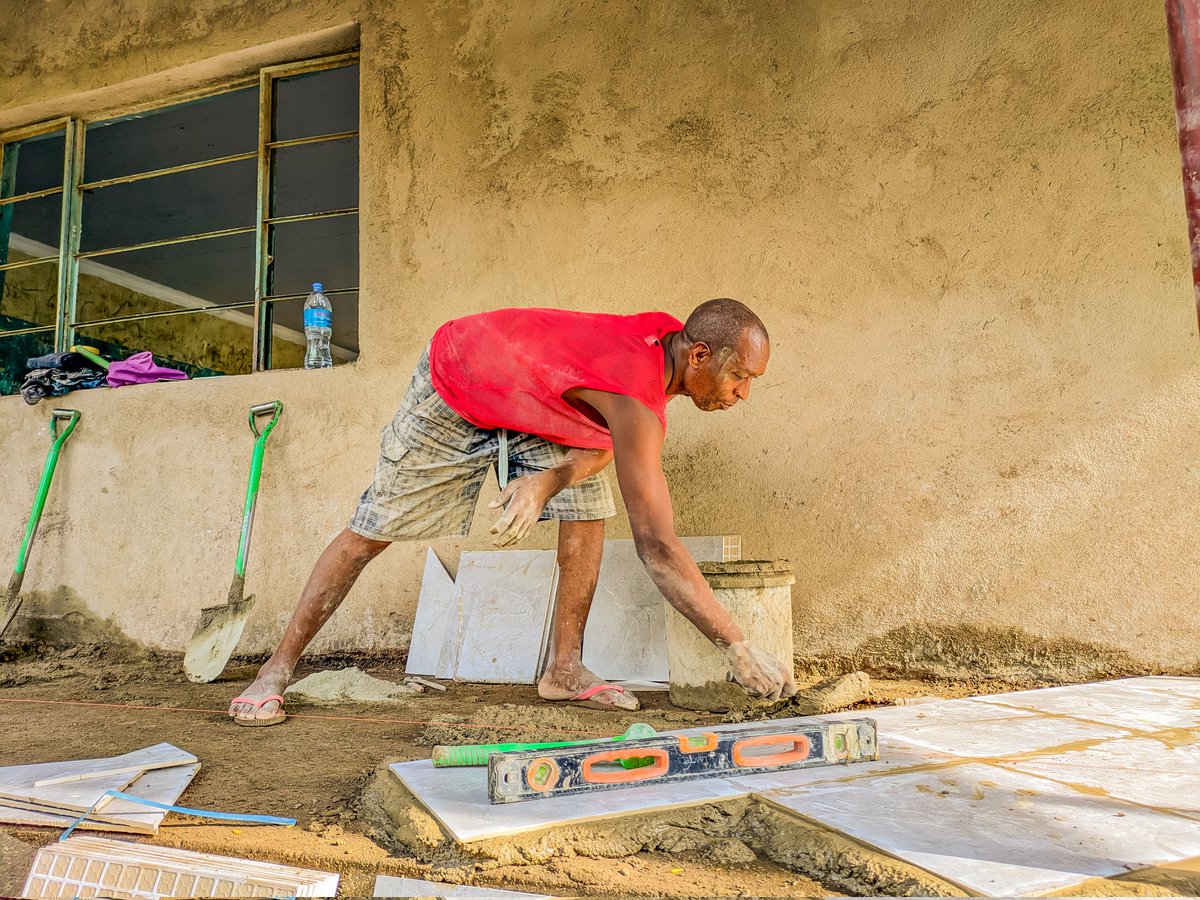 ndotoinaction's tweet photo. The renovation of 11 classrooms at Nduruma Primary School is continuing steadily. This is 1 more step towards providing safe learning environments for the students.
Thank you to @MadeWithHopeUK for making this possible.
#transforminglives #socialimpact https://t.co/Ly3xdQm8HM
