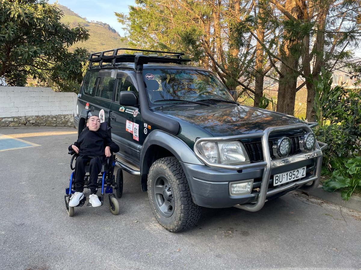 CFSomorrostro tweet media