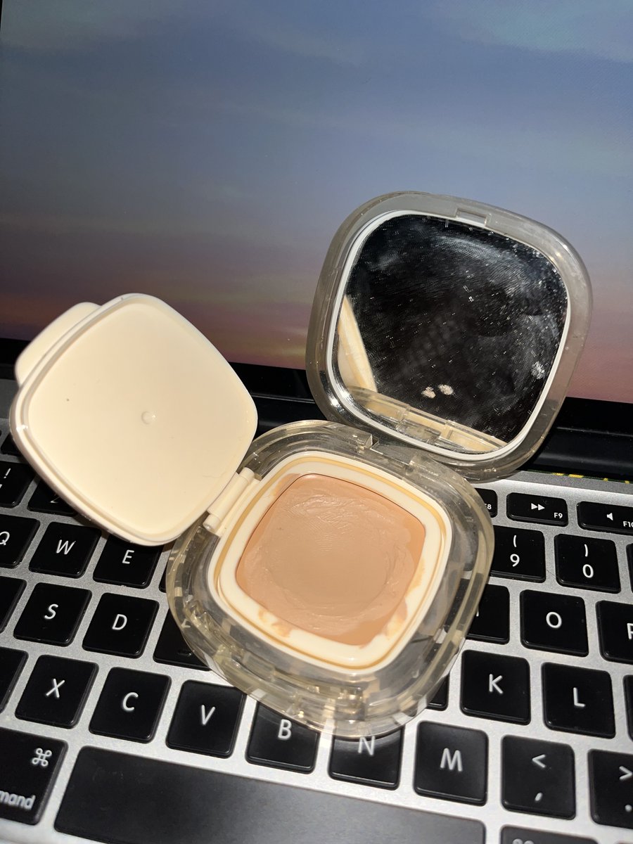 premium app tweet media