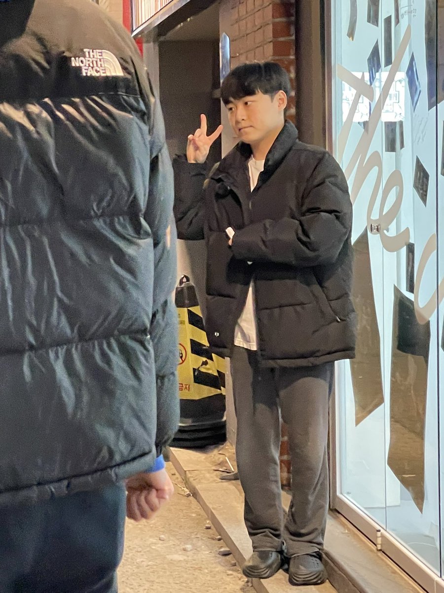 서양화붓 tweet media