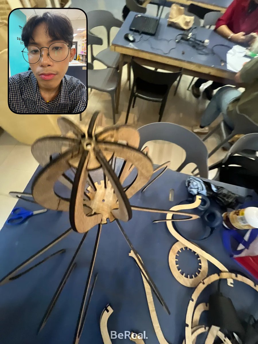 john 🏹 tweet media