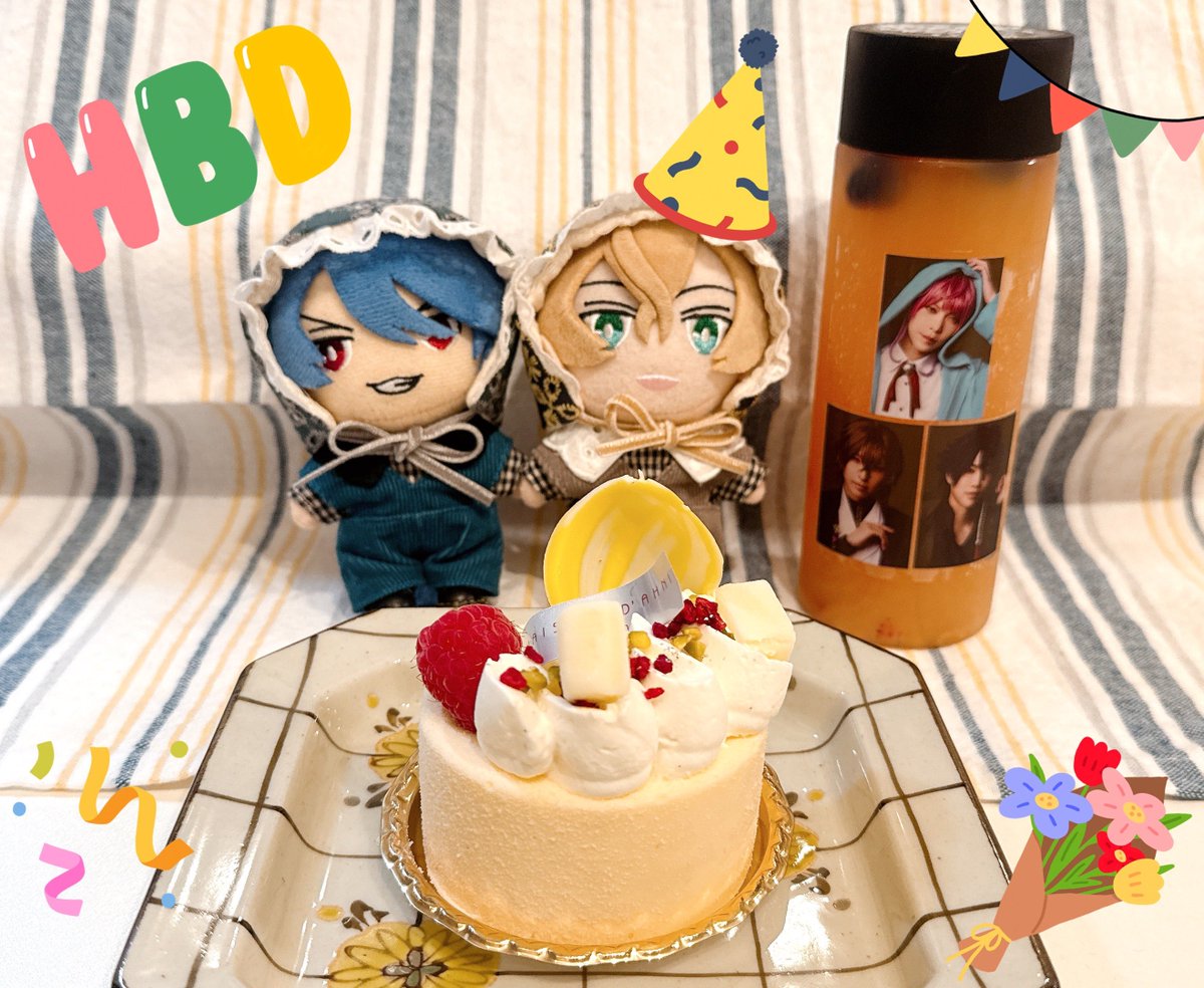 nuinuinagisa's tweet photo. あらためてまぼちゃんおめでとう🎉🎊✨✨みんなで仲良く食べようね🎂 https://t.co/8wdCB0iOPf