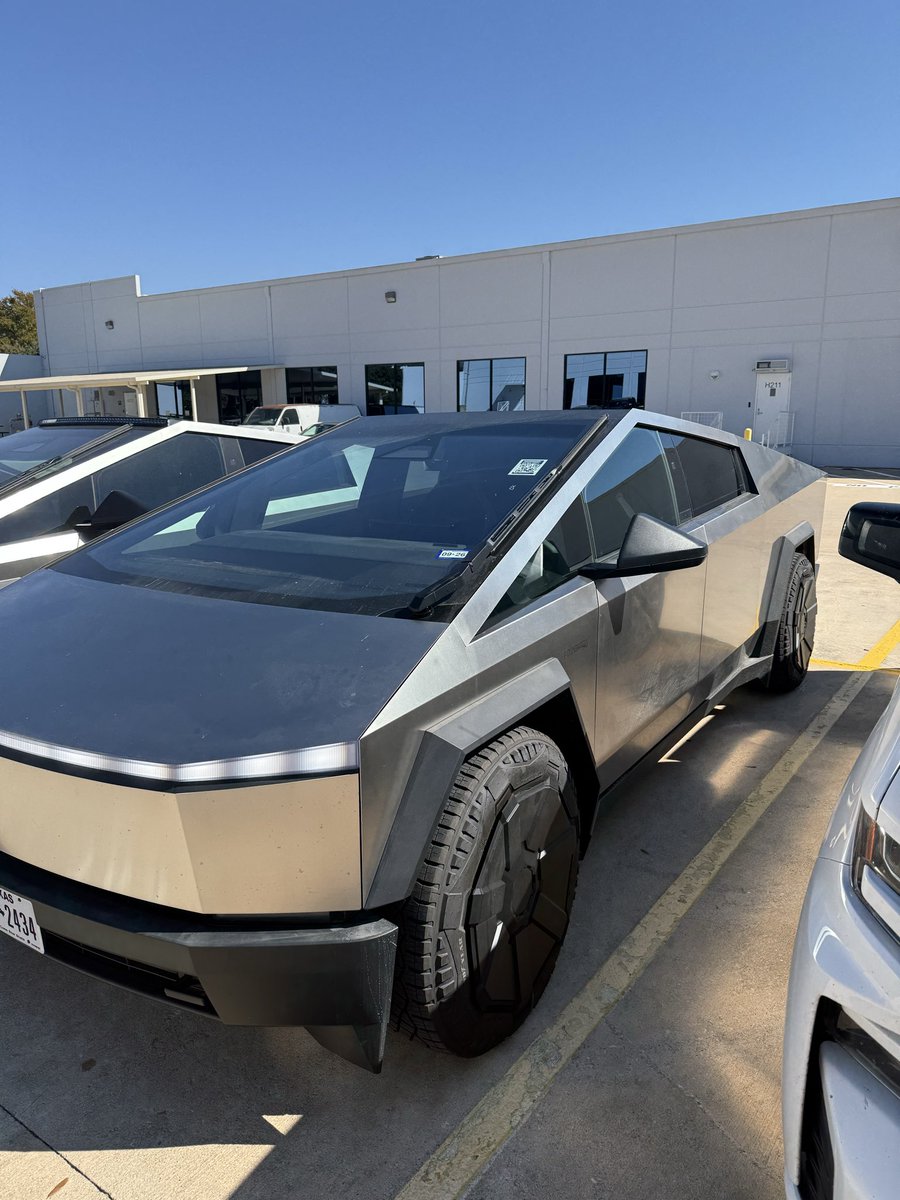 Josh_has_truck⚔️ tweet media