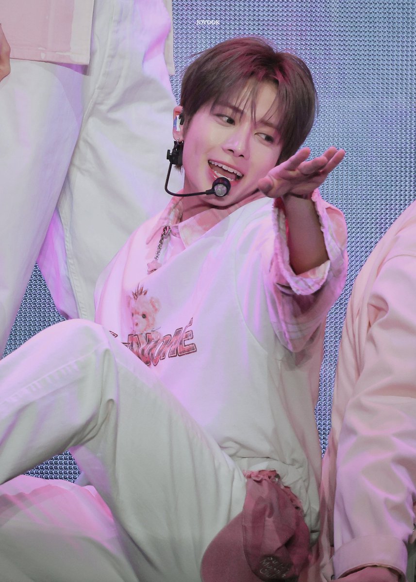 joyook tweet media