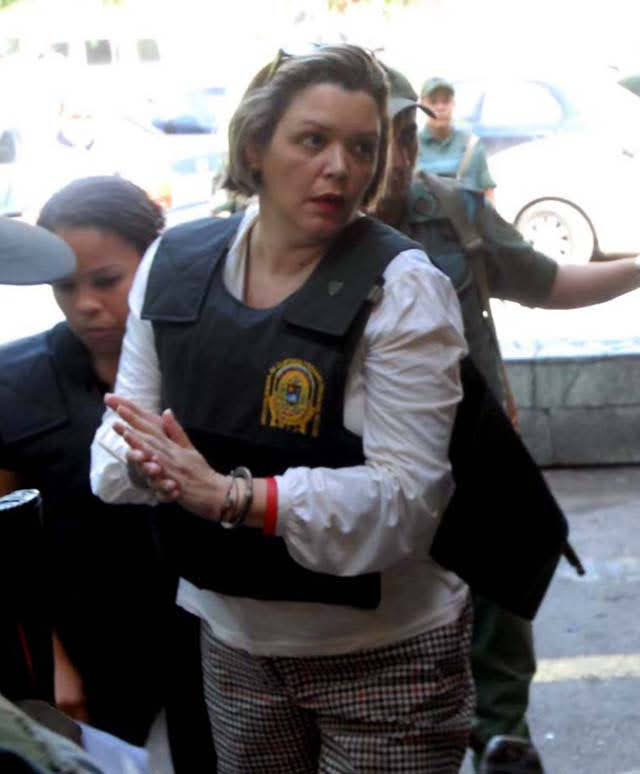 <a href="/marcorubio/">Marco Rubio</a> <a href="/usembassyve/">Embajada de los EE.UU. en Caracas</a> así es como tratan a jueces independientes y correctos, 16 años d agonía lleva la jueza <a href="/mariafiuni/">Maria Lourdes Afiuni⚖️</a> acusada de CORRPCION ESPIRITUAL,  delito que no existe , sin sueldo, sin seguro médico, sin derecho a voto, inhabilitada,  sin ser indemnizada