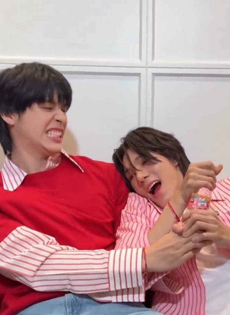 𝙢𝙞𝙢𝙚𝙬 tweet media