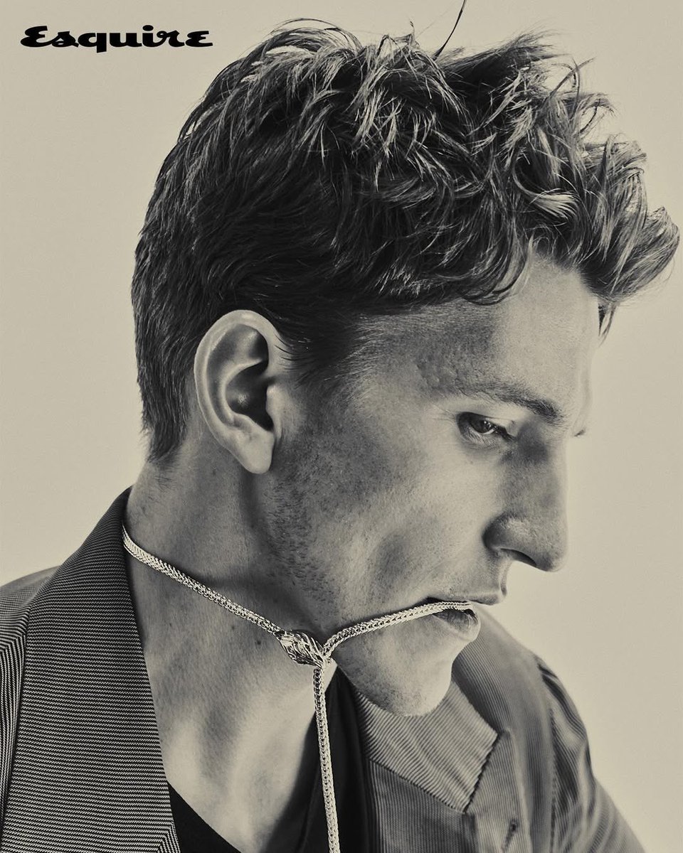 Ewan Mitchell México 🇲🇽 tweet media