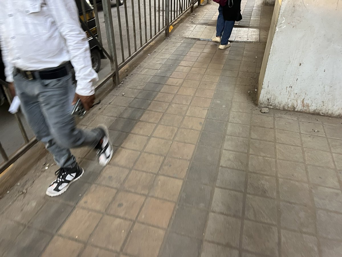 sunofmom's tweet photo. If the footpath paver blocks around metro stations are already in good condition and quality, why are they being replaced unnecessarily?
Why BMC @mybmc and @MMMOCL_Official Metro authorities wasting taxpayers’ money ? @AshwiniBhide 
#Mumbai #BMC #MumbaiMetro #TaxpayersMoney https://t.co/rWNk5omvDv