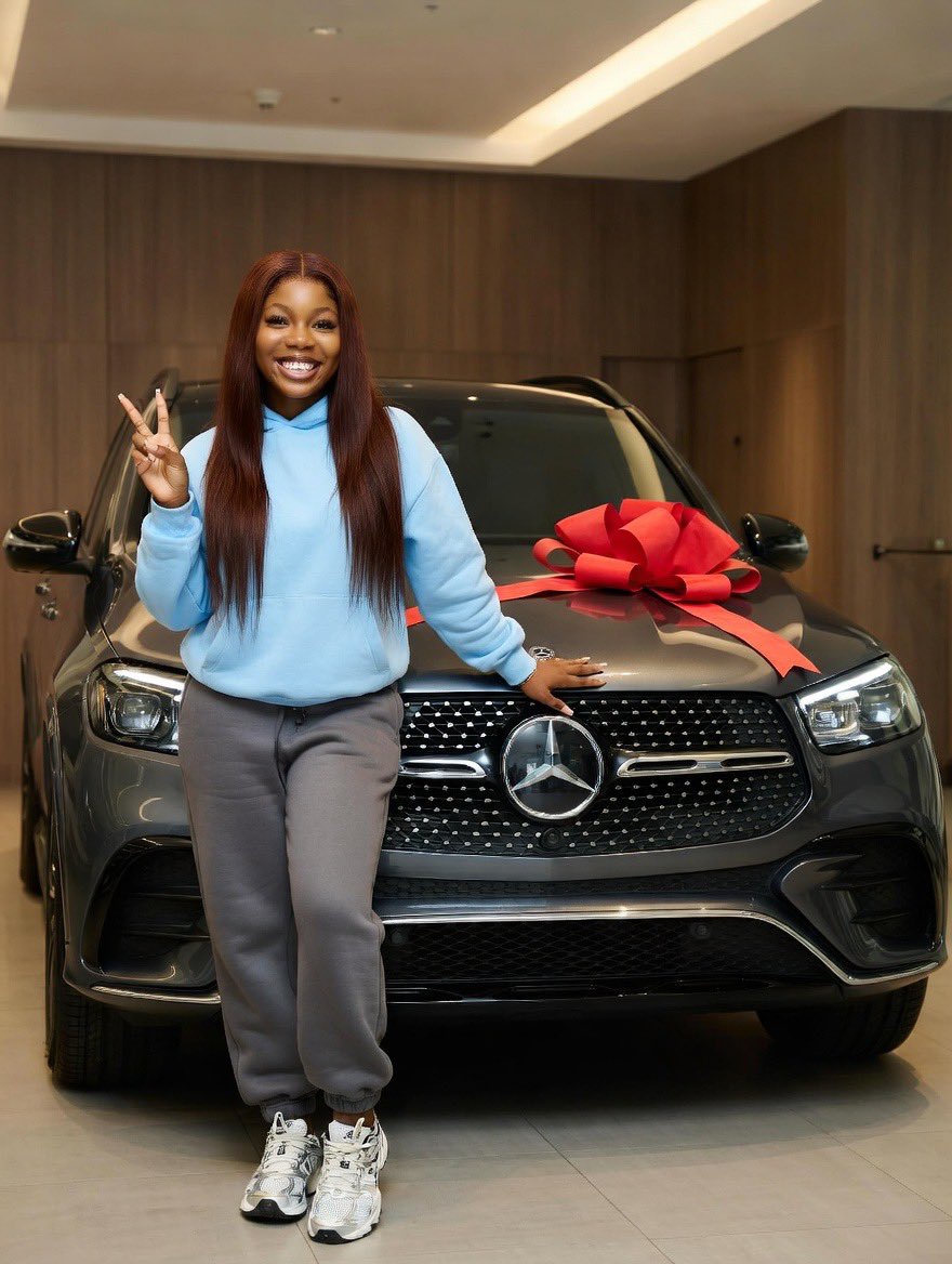 MONICAH💝 tweet media