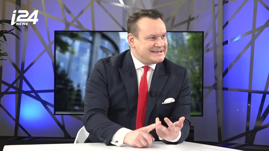 Fils de France tweet media