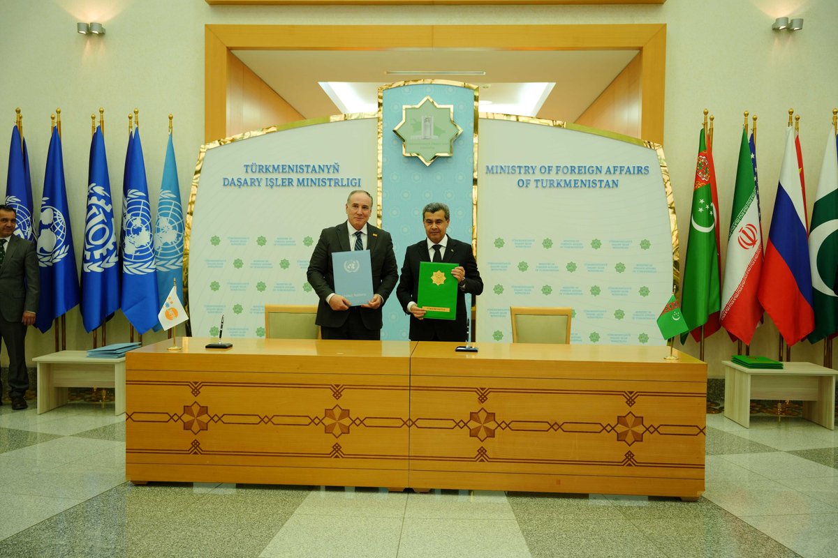 UNFPATM's tweet photo. @UNFPA in #Turkmenistan signed two Annual Work Plans with the Ministries of Health &amp; Education. Along with five AWPs signed in Dec 2025, these plans will accelerate the progress towards meeting 2026-2030 Country Programme targets. https://t.co/3007LiuBjS