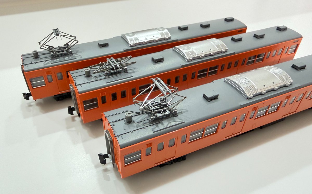 こひろ tweet media