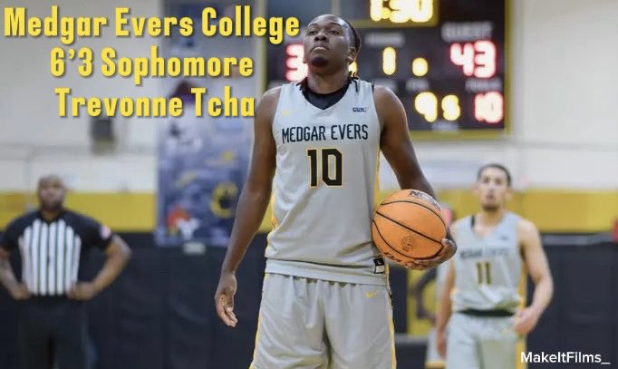 makeitfilms_'s tweet photo. College Coaches Check Him Out📈 6’3 Trevonne Tcha @smcHoops_ @Collegebbopens https://t.co/R60MDVb66l