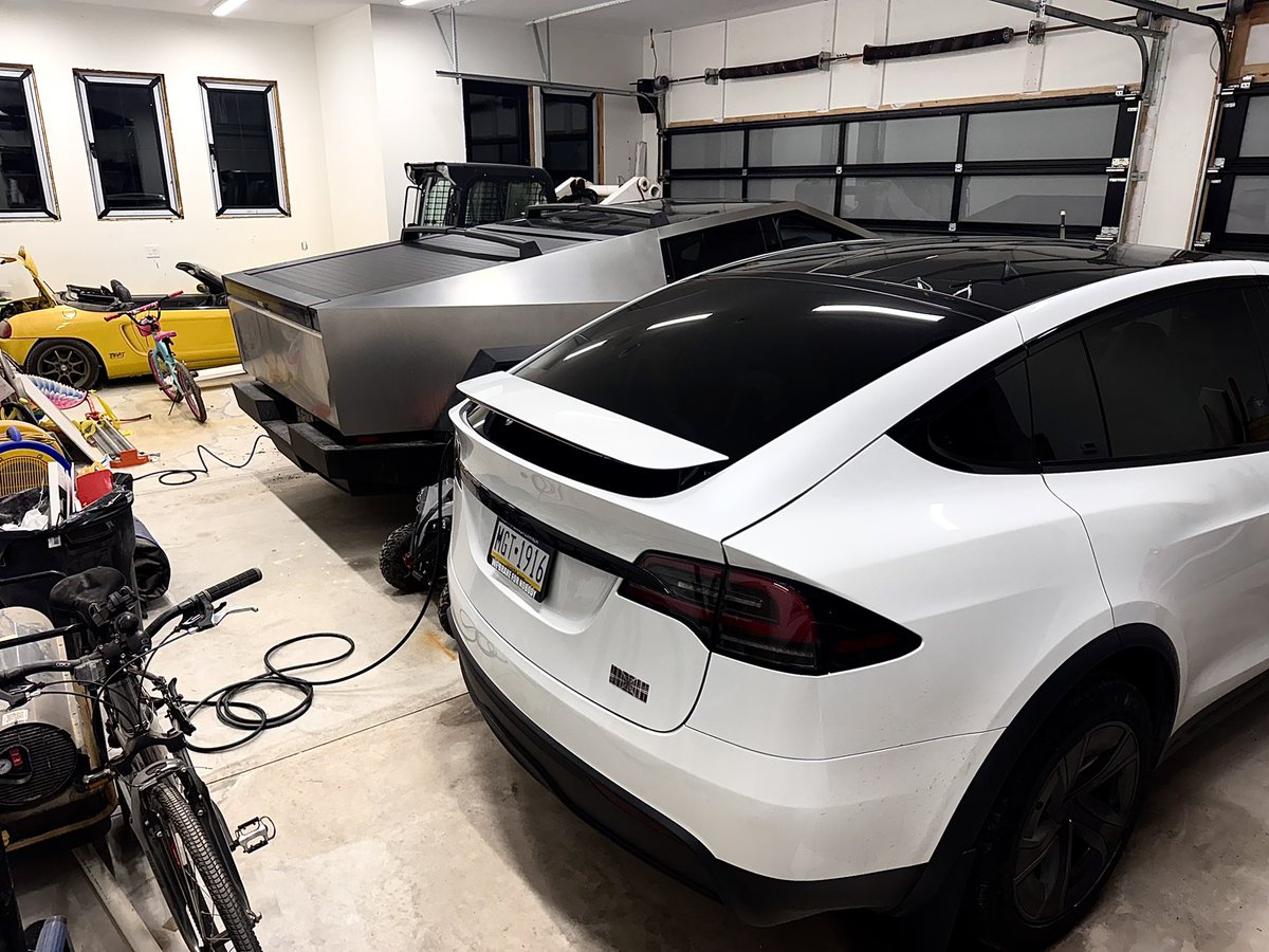 TodayIWorkOn tweet media