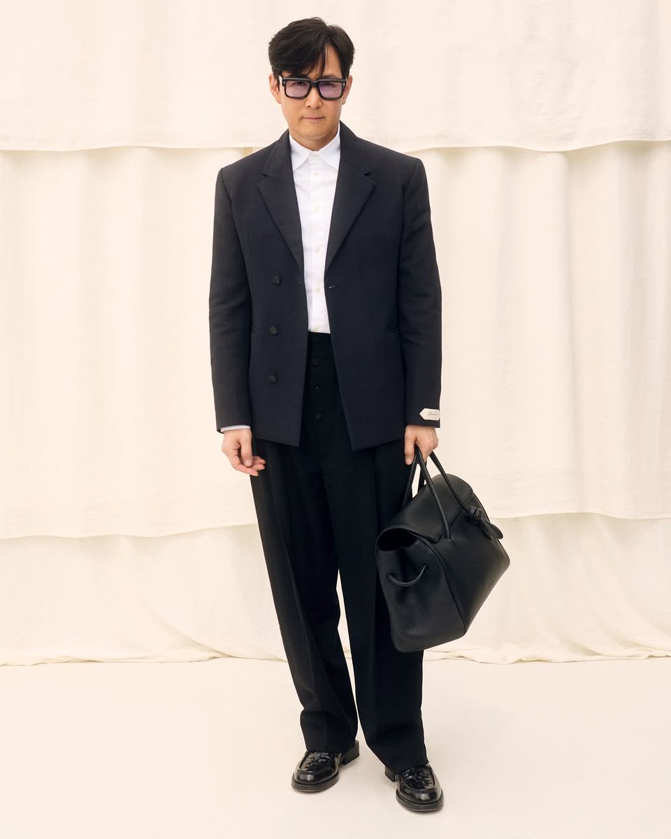 이정재 업데이트 | LeeJungJae Updates tweet media