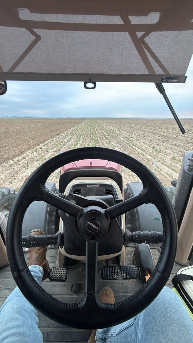 _ArriveAlive's tweet image. Advice on Safe Driving with Tractors and Preventing Tractor Crashes   ow.ly/GCKe30nVk9Q #ArriveAlive #Tractors