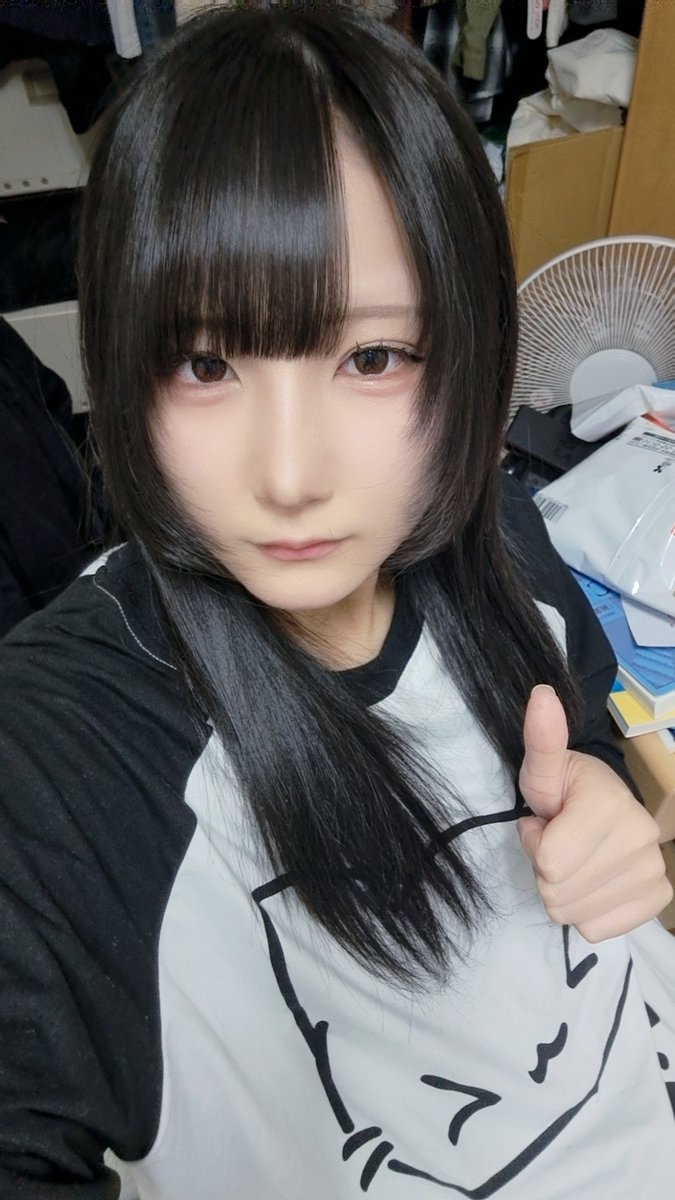 7ecx_9's tweet photo. 髪切ったよbefore、after https://t.co/j8GGYwy425