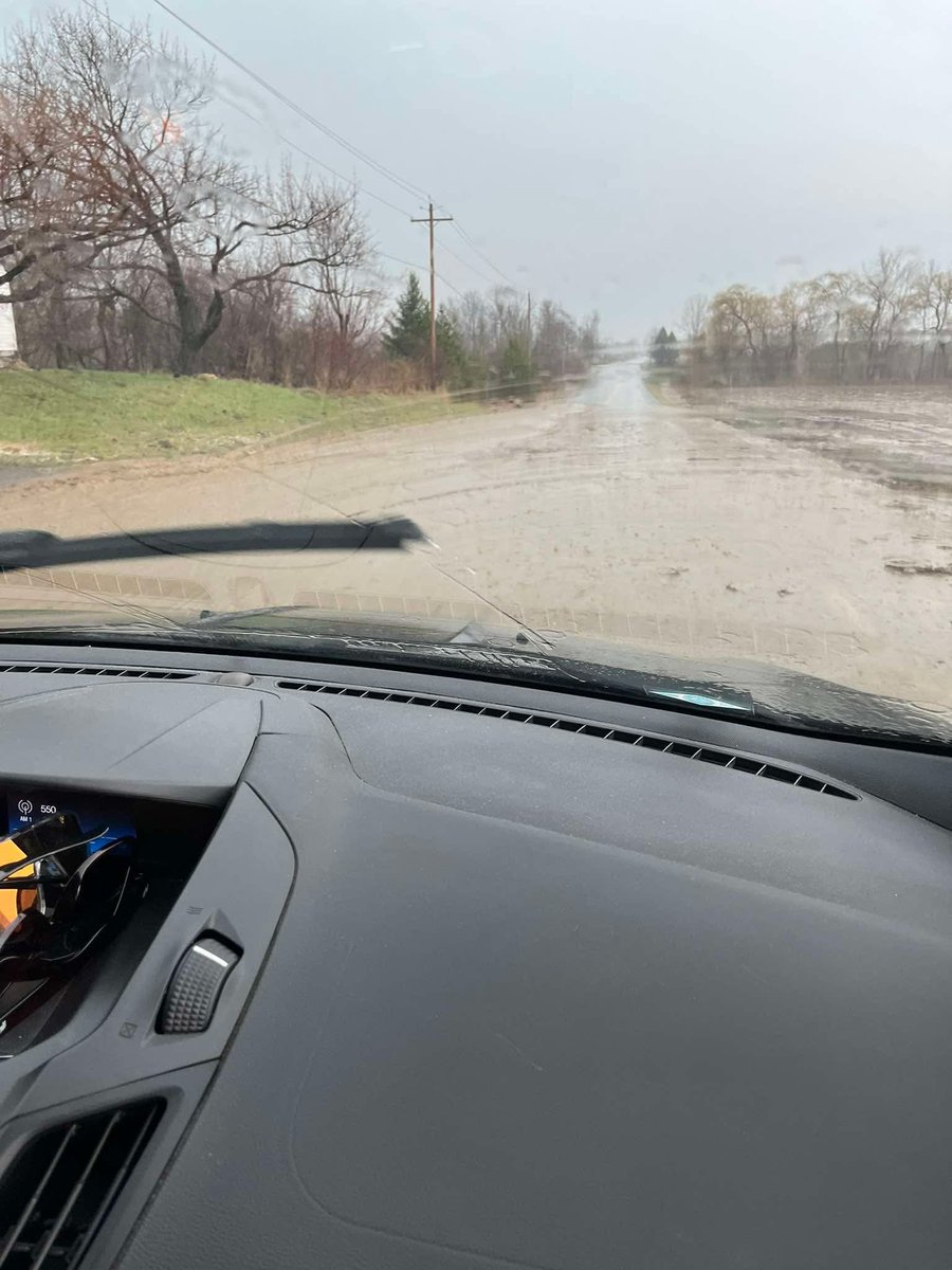 WBEN's tweet photo. Thanks to Lana for sending us these pictures of hail and severe flooding in #Gowanda. Residents are dealing with the aftermath of today’s strong storms. https://t.co/bTQ6UP9PZr