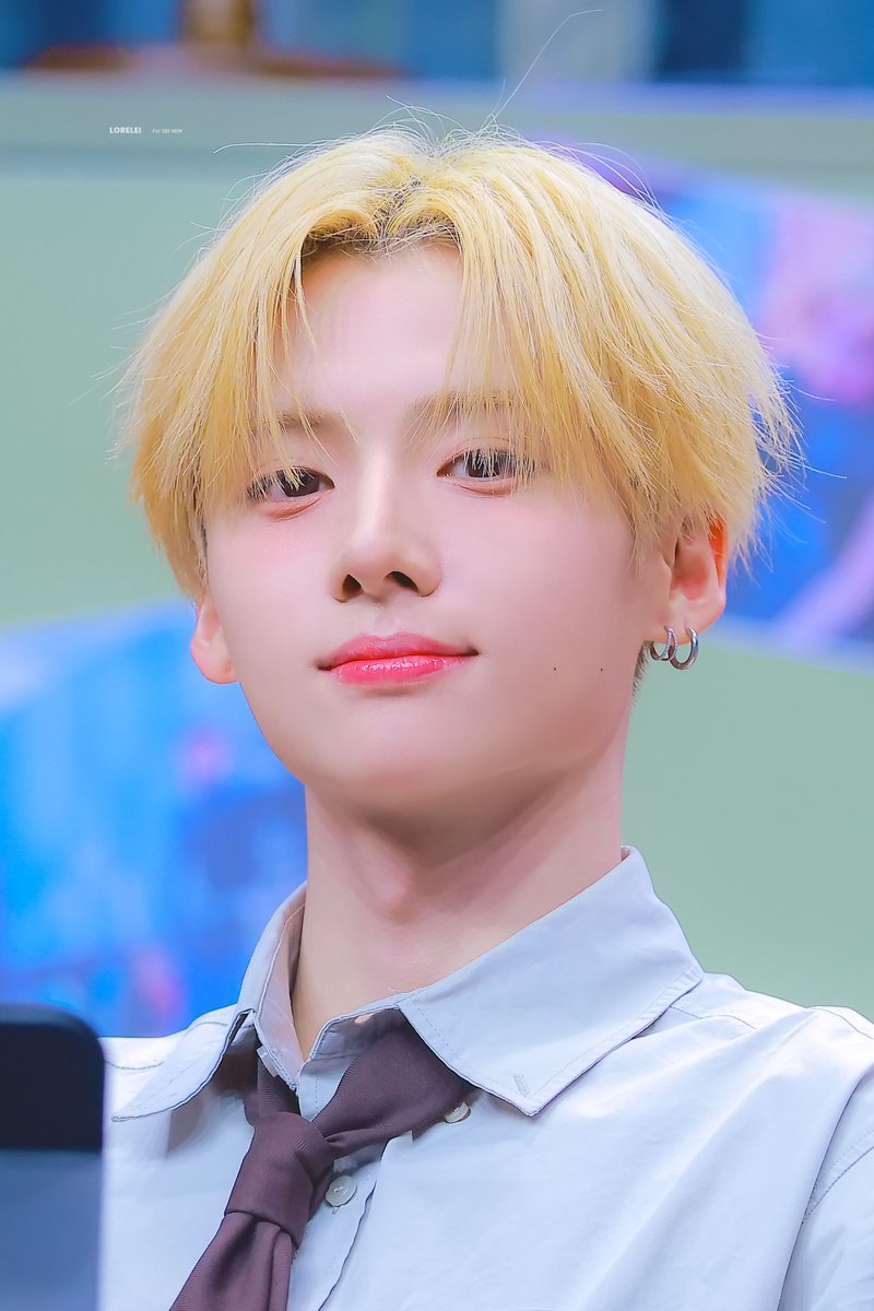 🥚ྀི tweet media