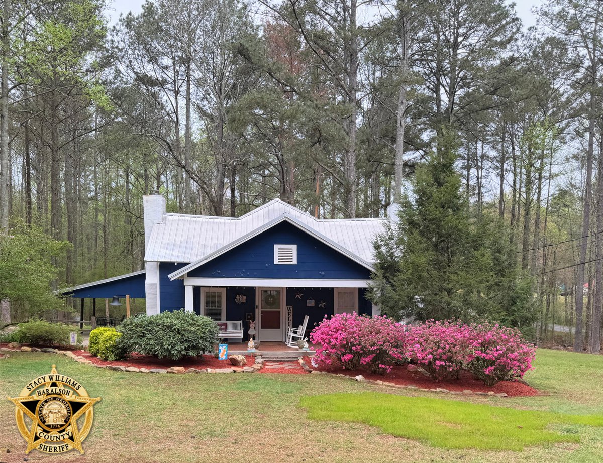 HaralsonSheriff's tweet image. Good Wednesday morning, Haralson. We hope you have a wonderful day!

“Integrity is doing the right thing, even when no one is watching.” – C. S. Lewis

#HaralsonMornings
#SpringInHaralson
#MidWeek
#HCSO