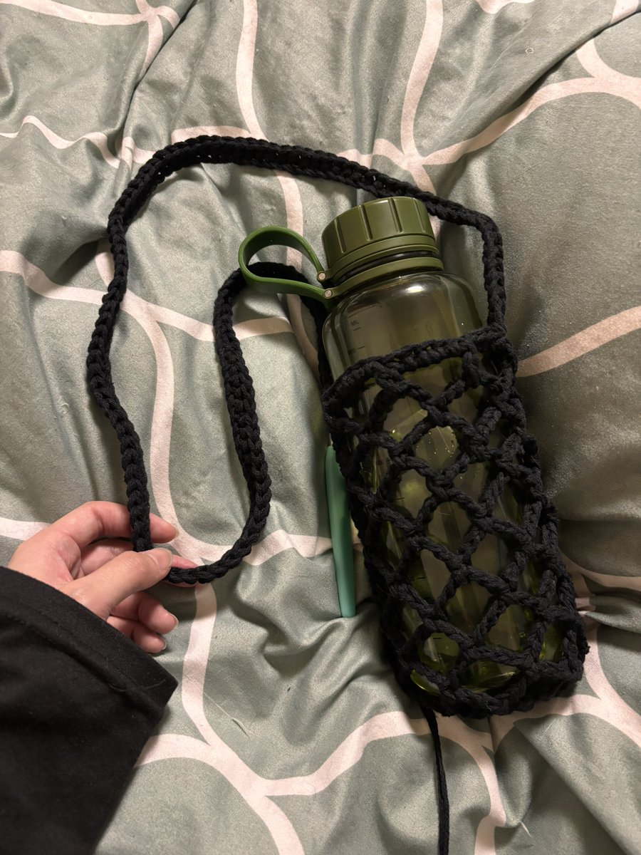 畜生 ゲロ味 tweet media