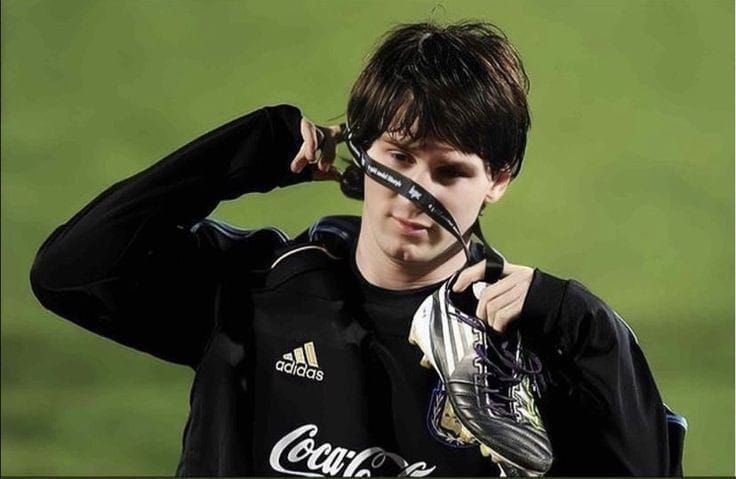 mera 🎱ֶָ֢ tweet media