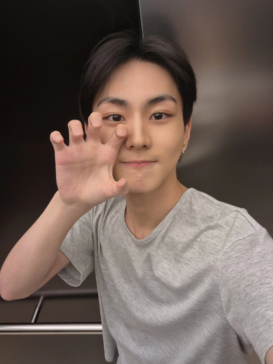 king17317317317's tweet photo. Destegimiz geldiii hadi encinler durmak yok tag atın jungwon'u uzmeyin

WE'RE DONE BEING IGNORED, BELIFT FIX THIS NOW
#WEWILL_NEVER_GIVEUP_ON_ENHA_7 #BELIFT_GET_UR_SHIT_TOGETHER https://t.co/KRArcFexna