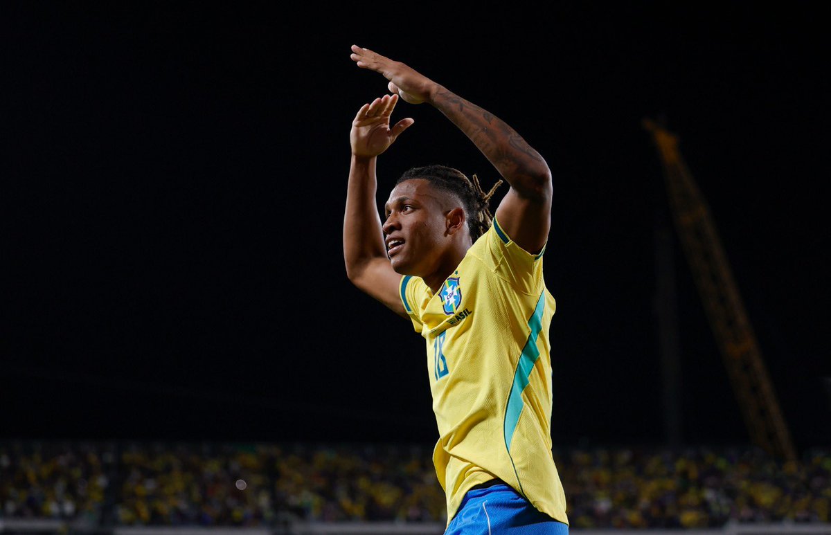 Venê Casagrande tweet media