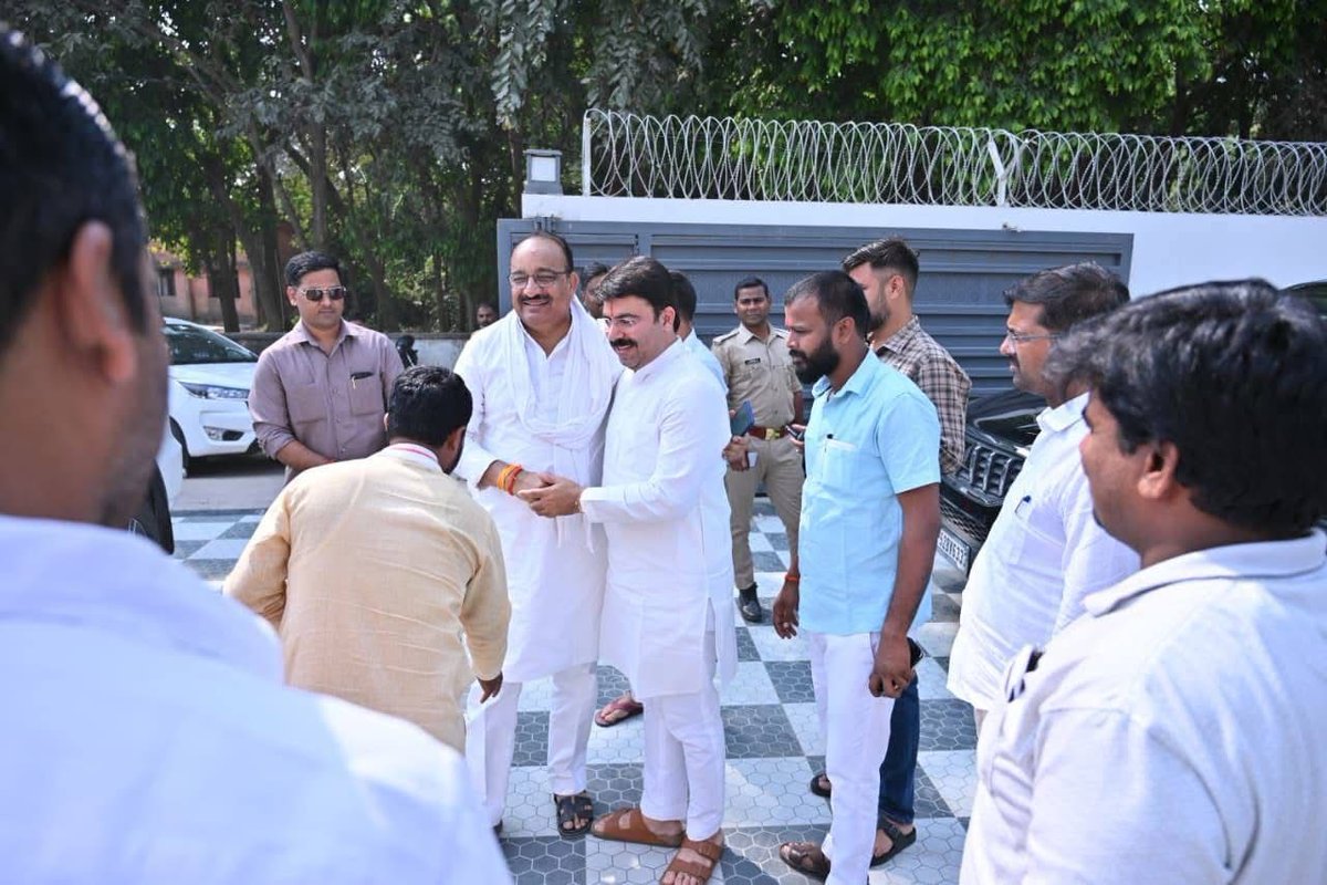 Dr. Shalabh Mani Tripathi tweet media