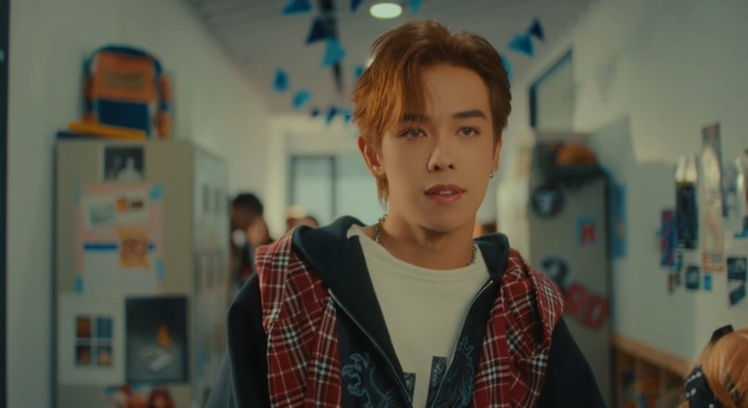 𝙎𝙇𝙊𝙒 一 TRINITY Trend ❤💚💙 tweet media