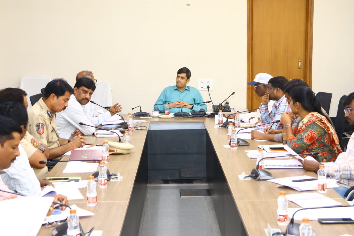 Collector Yadadri tweet media