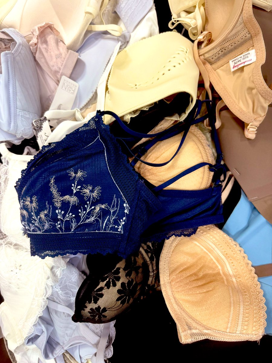 周淑蘭 46y 小騷欲女 tweet media