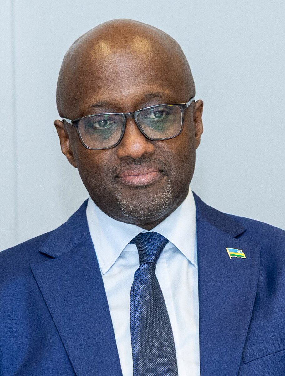 lsiafrica's tweet image. 🚨🇷🇼 Olivier Nduhungirehe : « Félicitations aux Léopards pour cette qualification méritée et tout le meilleur pour la Coupe du Monde 2026 en Amérique! », a déclaré le ministre rwandais des Affaires étrangères et de la Coopération. @onduhungirehe @Presidence_RDC 

#RDCONGO #Rwanda